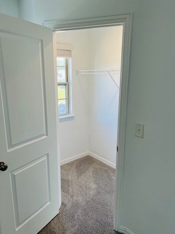1008 Keeneland Dr, Spring Hill, TN 37174