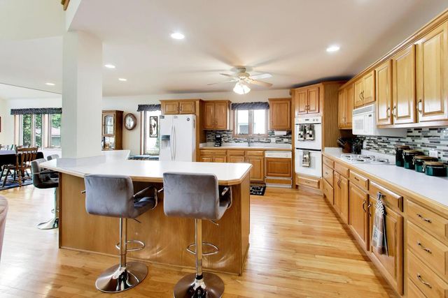37292 N Stanton Point Road, Ingleside, IL 60041