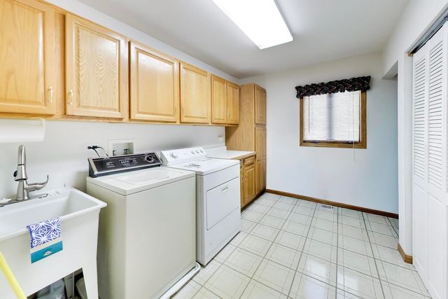 37292 N Stanton Point Road, Ingleside, IL 60041