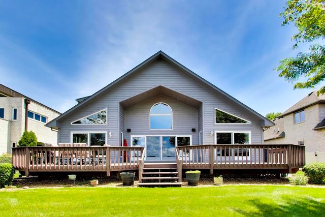 37292 N Stanton Point Road, Ingleside, IL 60041