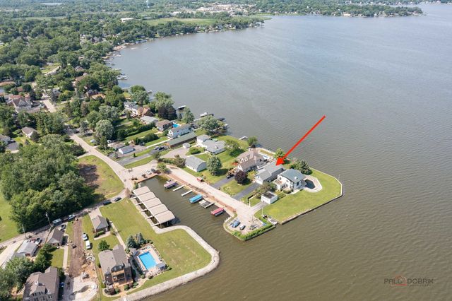 37292 N Stanton Point Road, Ingleside, IL 60041