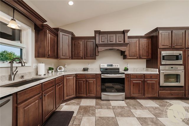 7623 N Leopard Avenue, Billings, MT 59106