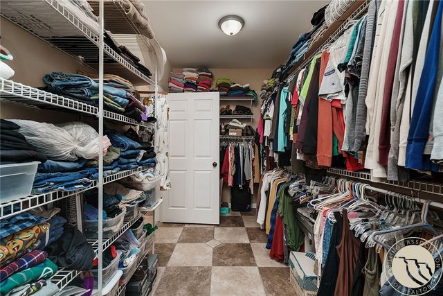 7623 N Leopard Avenue, Billings, MT 59106