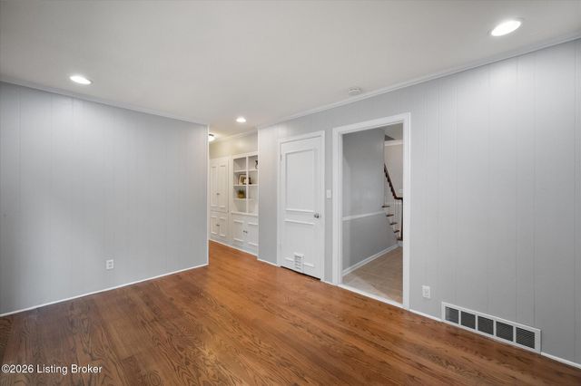 3405 Hillvale Rd, Louisville, KY 40241