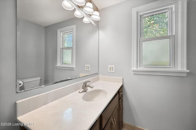 3405 Hillvale Rd, Louisville, KY 40241
