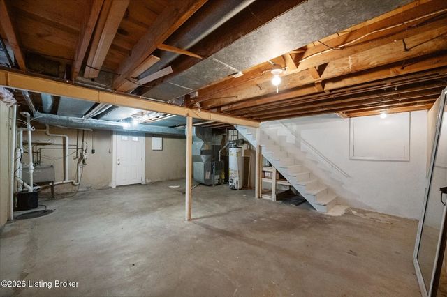 3405 Hillvale Rd, Louisville, KY 40241