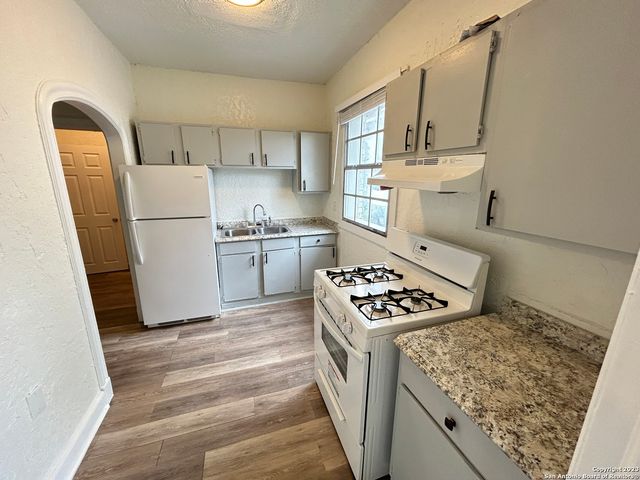 1625 McCullough Ave Apt 8, San Antonio, TX 78212