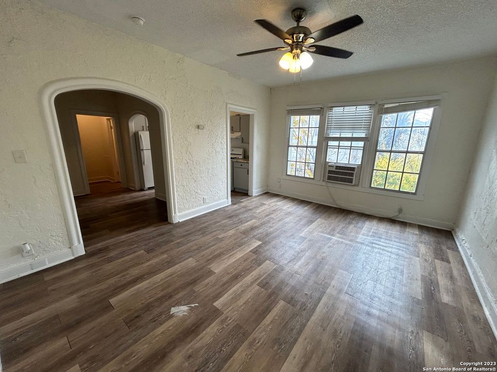 1625 McCullough Ave Apt 8, San Antonio, TX 78212