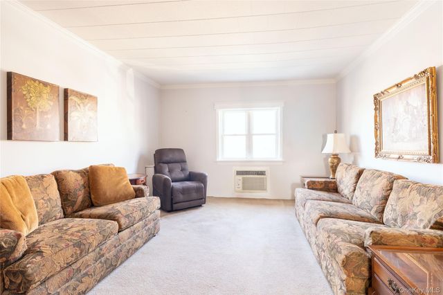 50 S Long Beach Road, Rockville Centre, NY 11570