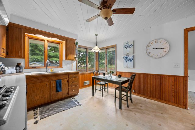 3200 Edward Street NE, Saint Anthony, MN 55418