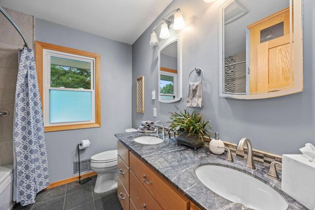 3200 Edward Street NE, Saint Anthony, MN 55418