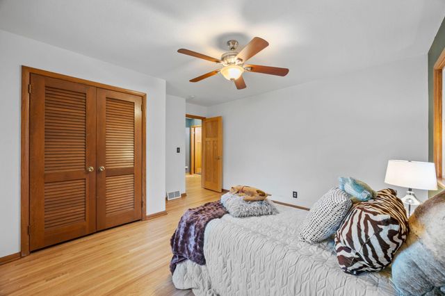 3200 Edward Street NE, Saint Anthony, MN 55418