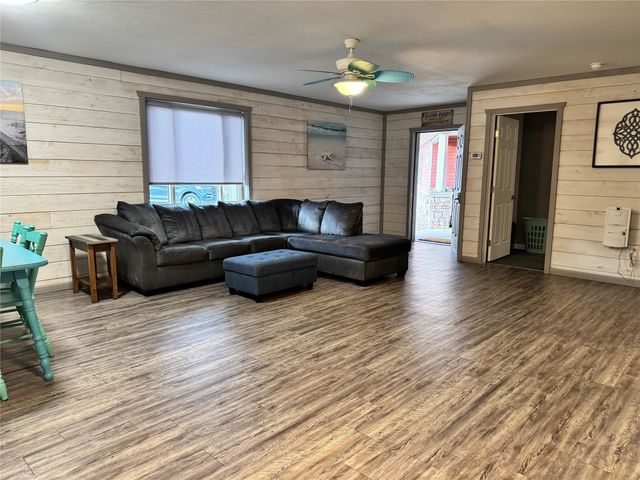 11040 RIDGE Road, Girard, PA 16417