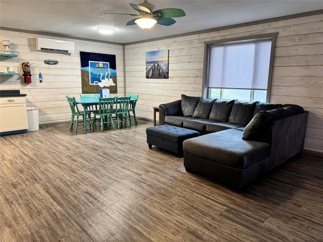 11040 RIDGE Road, Girard, PA 16417