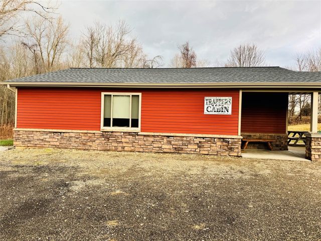 11040 RIDGE Road, Girard, PA 16417