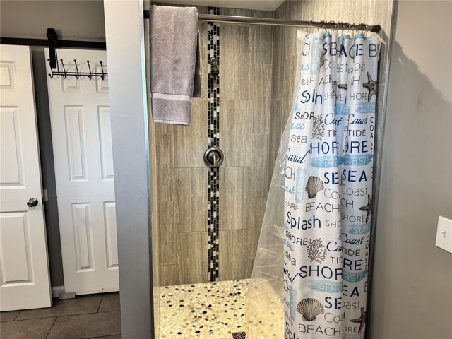 11040 RIDGE Road, Girard, PA 16417