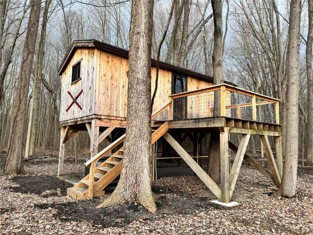 11040 RIDGE Road, Girard, PA 16417