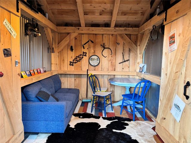 11040 RIDGE Road, Girard, PA 16417