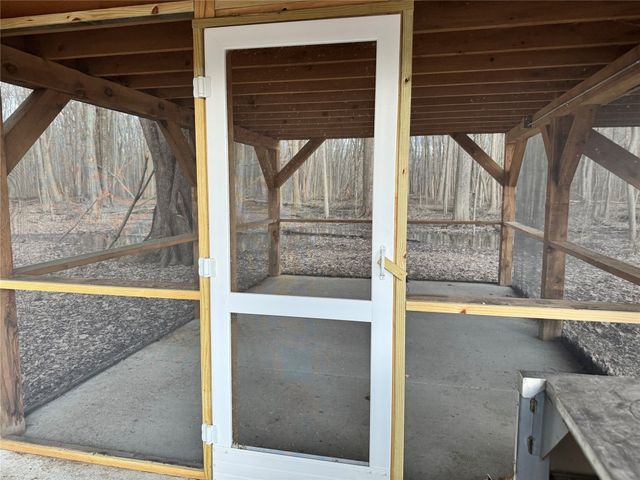 11040 RIDGE Road, Girard, PA 16417