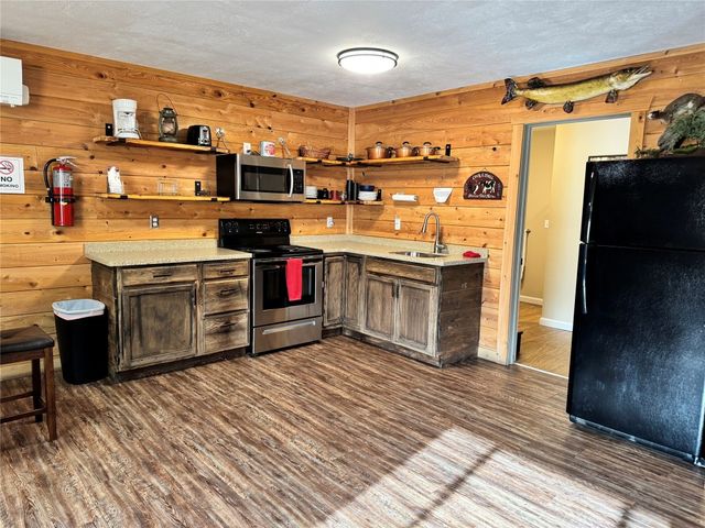 11040 RIDGE Road, Girard, PA 16417