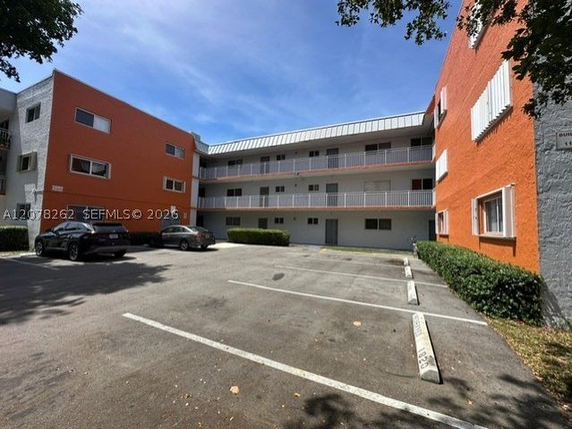 11301 SW 200th St 104-A, Miami, FL 33157