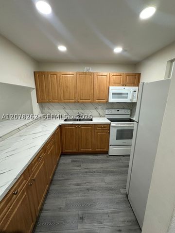 11301 SW 200th St 104-A, Miami, FL 33157