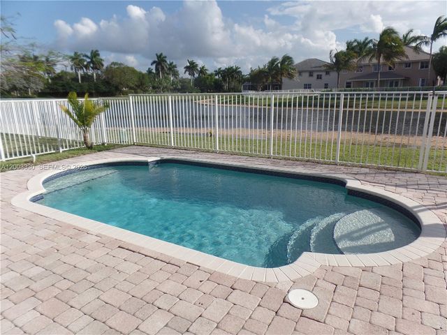 1365 Majesty Ter 1365, Weston, FL 33327