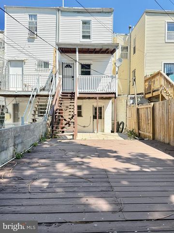 1004 GIRARD ST NW, Washington, DC 20001