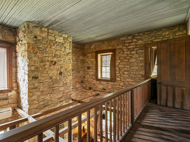 426 E Ranch Road 962 East, Round Mountain, TX 78663
