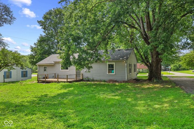 1075 S Morgantown Road, Greenwood, IN 46143