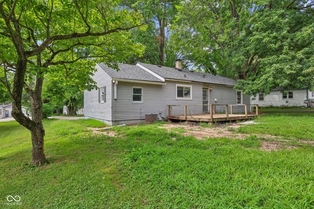 1075 S Morgantown Road, Greenwood, IN 46143