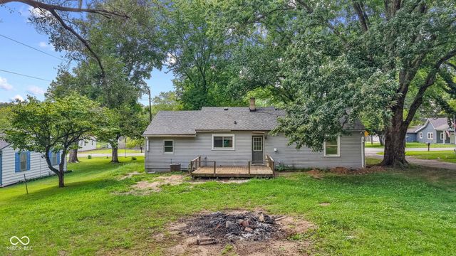 1075 S Morgantown Road, Greenwood, IN 46143