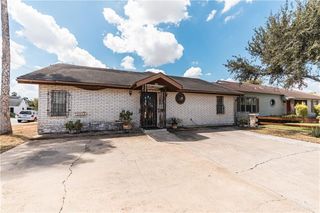 201 W Kelly Avenue, Pharr, TX 78577