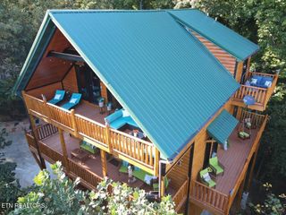 2184 Spence Mountain Loop, Sevierville, TN 37876