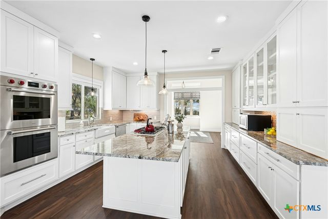 1276 Canyon Crossing View, Dripping Springs, TX 78620