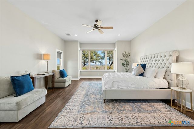 1276 Canyon Crossing View, Dripping Springs, TX 78620