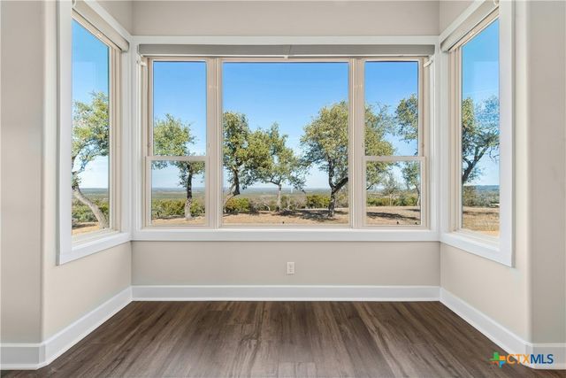 1276 Canyon Crossing View, Dripping Springs, TX 78620