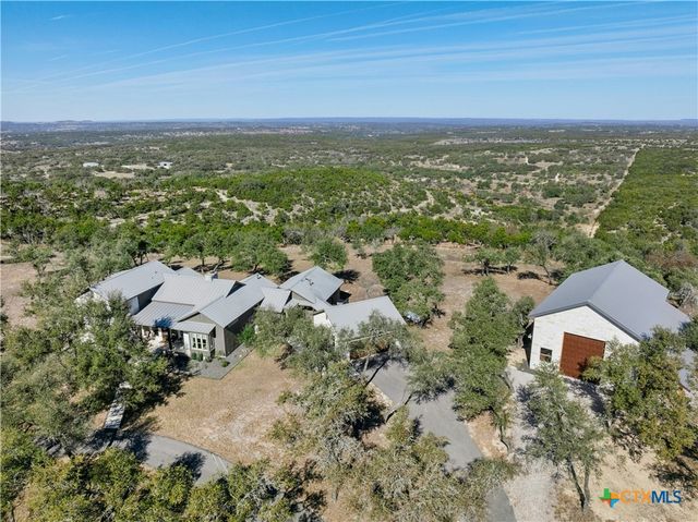 1276 Canyon Crossing View, Dripping Springs, TX 78620