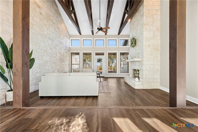 1276 Canyon Crossing View, Dripping Springs, TX 78620