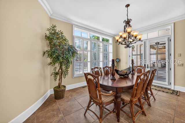14 Dove St, Hilton Head Island, SC 29928