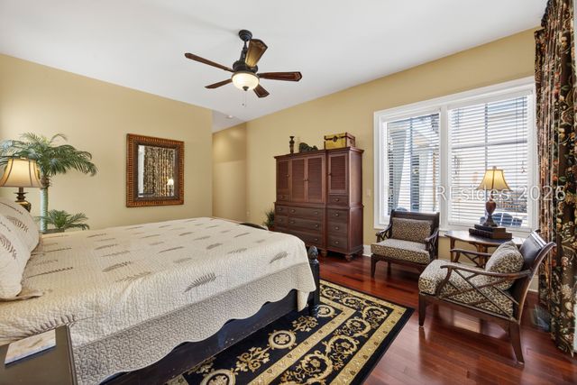 14 Dove St, Hilton Head Island, SC 29928