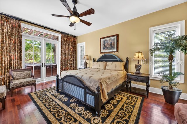 14 Dove St, Hilton Head Island, SC 29928