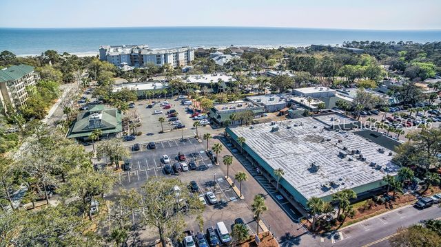 14 Dove St, Hilton Head Island, SC 29928