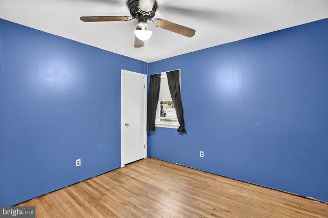 303 WYNNEWOOD RD, Ewing, NJ 08628
