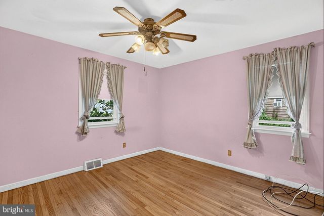 303 WYNNEWOOD RD, Ewing, NJ 08628
