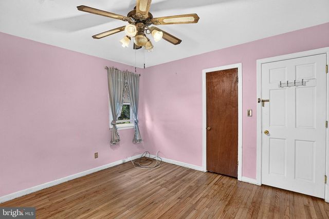 303 WYNNEWOOD RD, Ewing, NJ 08628