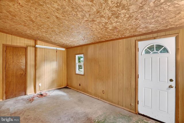 303 WYNNEWOOD RD, Ewing, NJ 08628