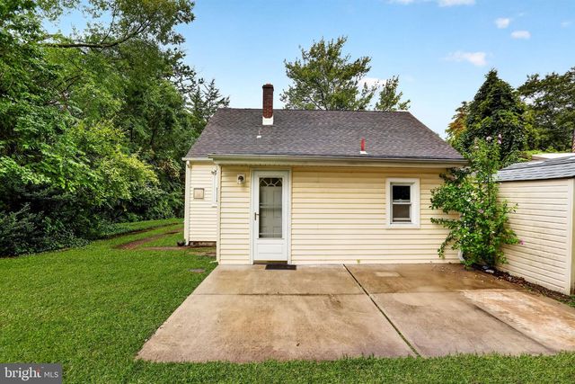 303 WYNNEWOOD RD, Ewing, NJ 08628