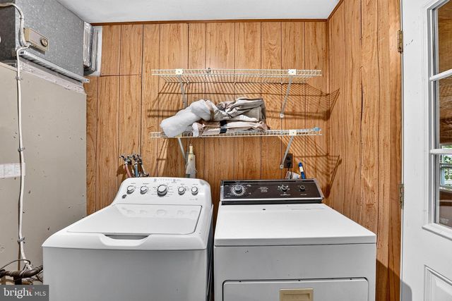 303 WYNNEWOOD RD, Ewing, NJ 08628