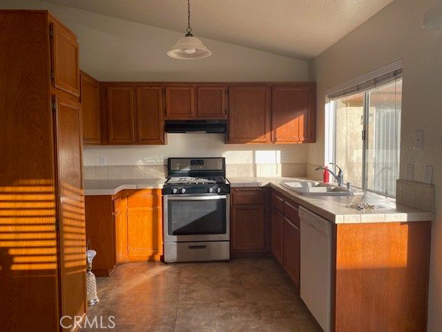14733 Westward, Fontana, CA 92337